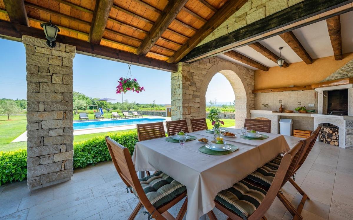 Villa Oliveta By Istrialux Filipana Eksteriør billede